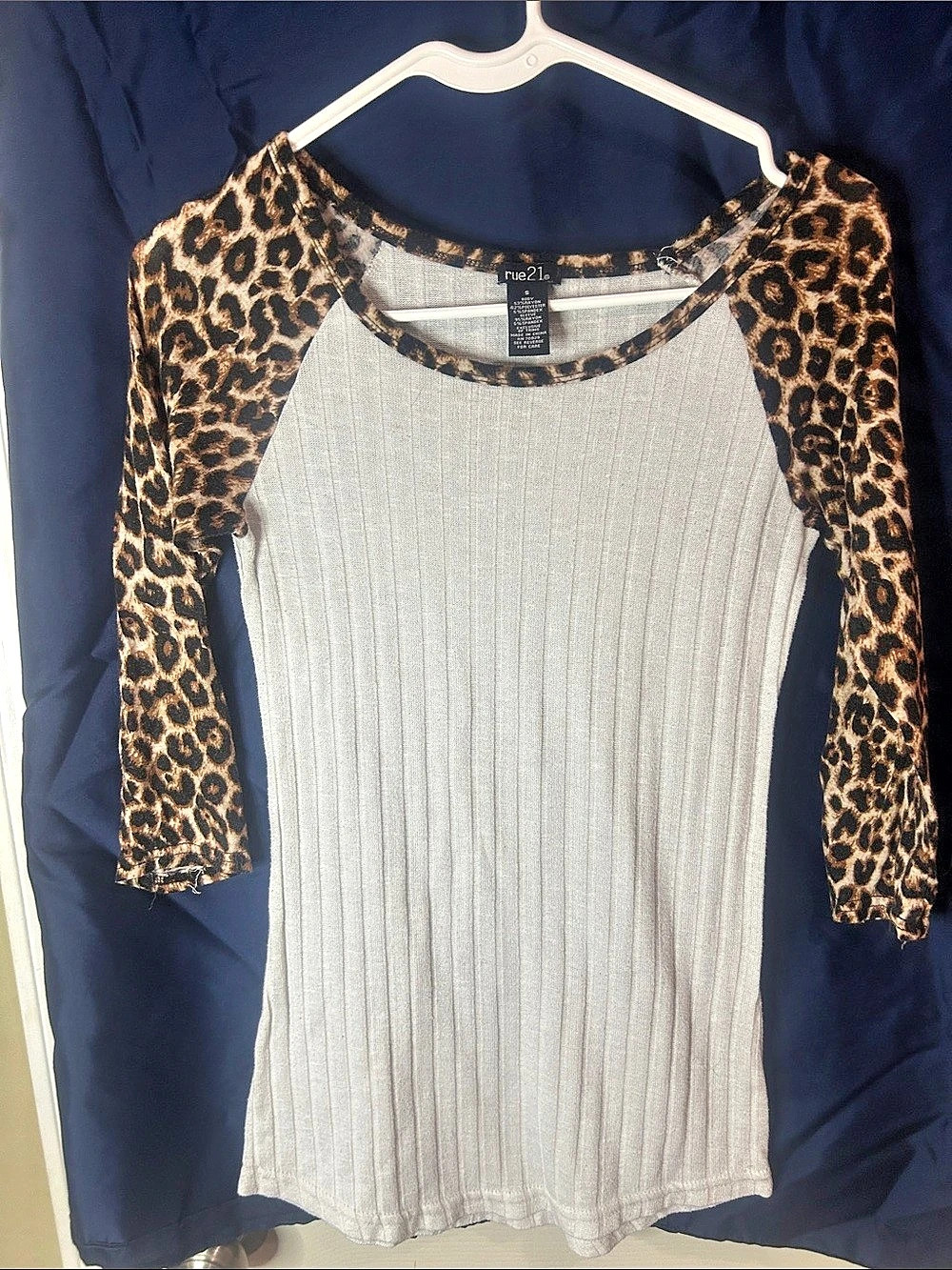 rue21 Long Sleeve Animal Print Top in Gray & Brown